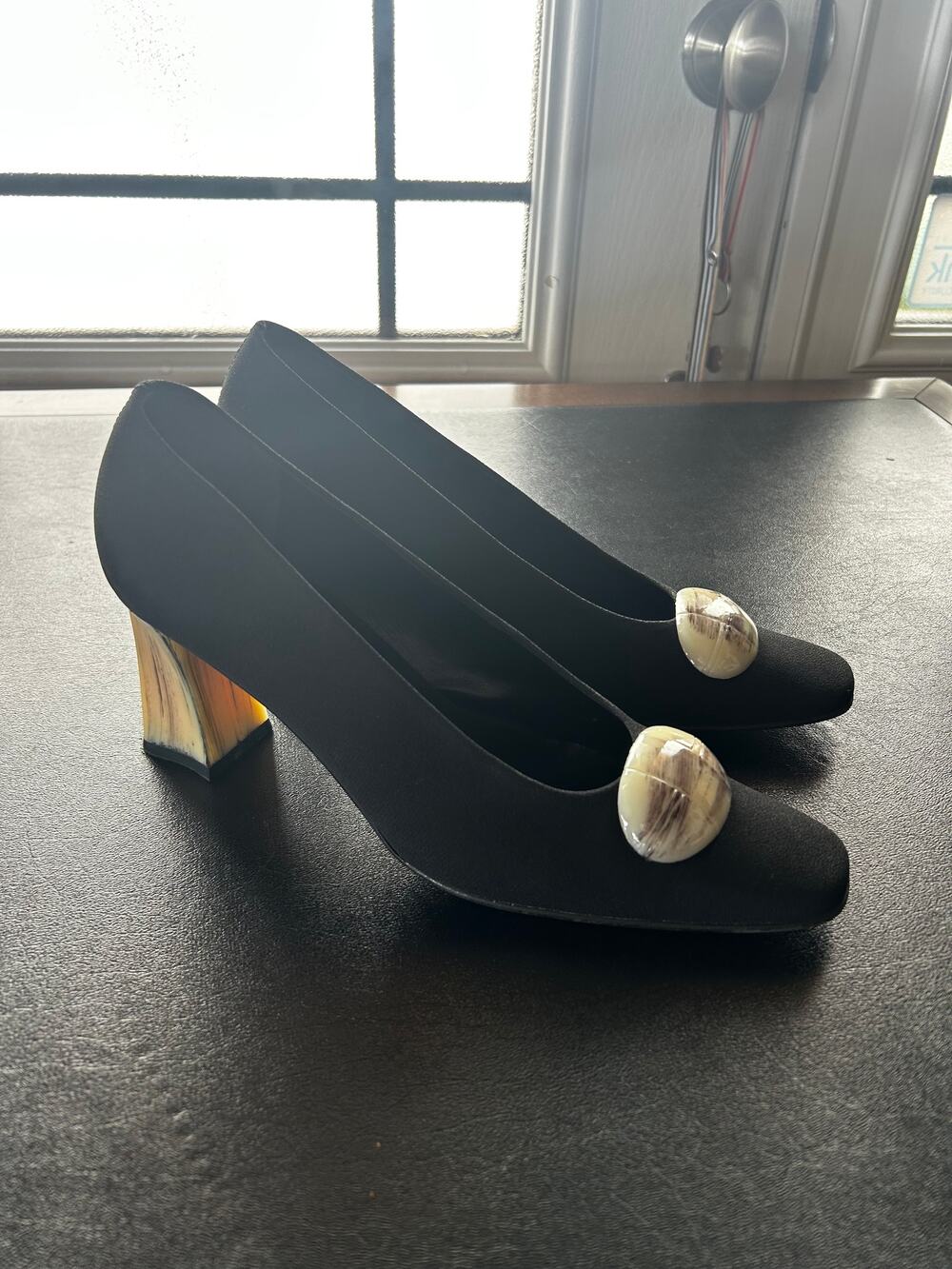 Vintage Palizzio Spain Black Satin Pumps Faux Horn Heel & Toe Accent Size 8